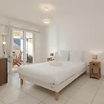Appartement Beau 3 P. Parfaitement Situé Et Place De Parking à Disposition Menton