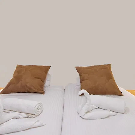 Beau 3 P. Parfaitement Situé Et Place De Parking à Disposition Appartamento Mentone